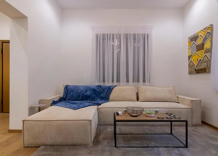 Timeless 1 Bedroom Luxury At Panathenaic Stadium